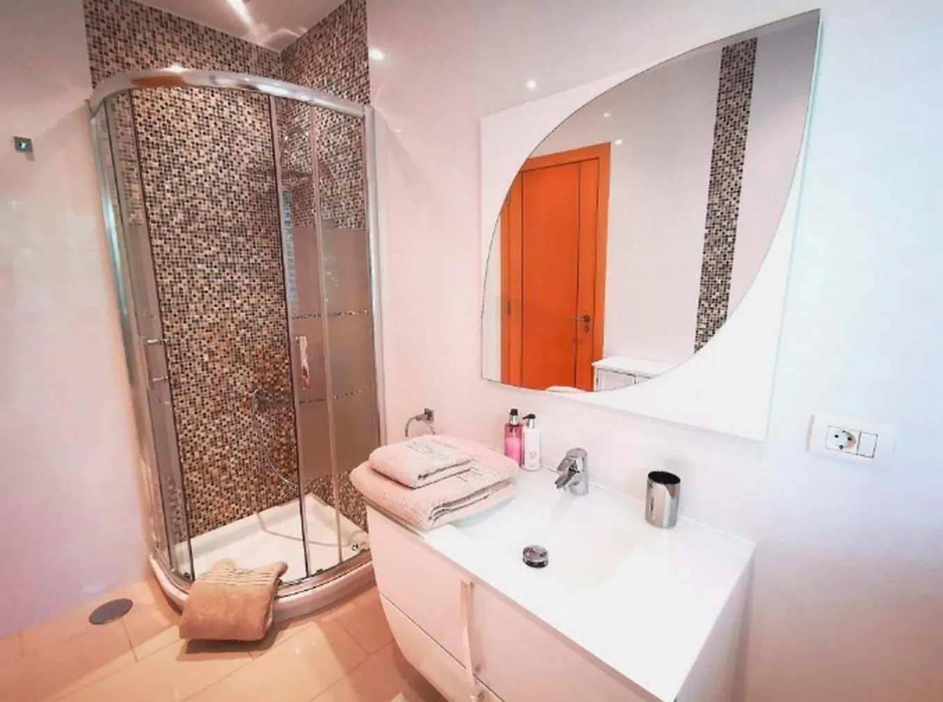 Villa Samarina En La Prestigiosa Zona De La Caleta Golf Costa Adeje  Spanje